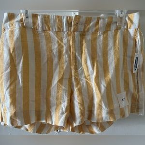 Women’s Old Navy Everyday Shorts Size 4 3.5in